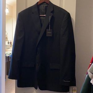 Van Heusen 46R Black Suit Coat
